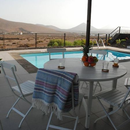 Nazaret El Tucan Vistas En 3 Dormitorios Y Piscina מראה חיצוני תמונה