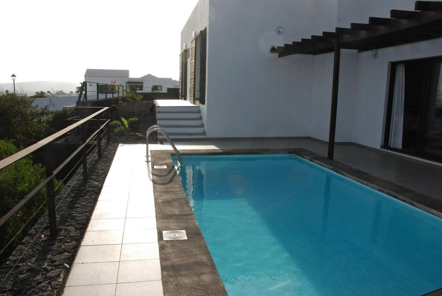 Nazaret El Tucan Vistas En 3 Dormitorios Y Piscina מראה חיצוני תמונה